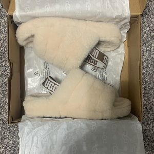 UGG FLUFF YEAH SLIDE Size 6